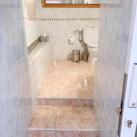 Exceptional In 25 Sq.m. Terrace * 弗龙特拉